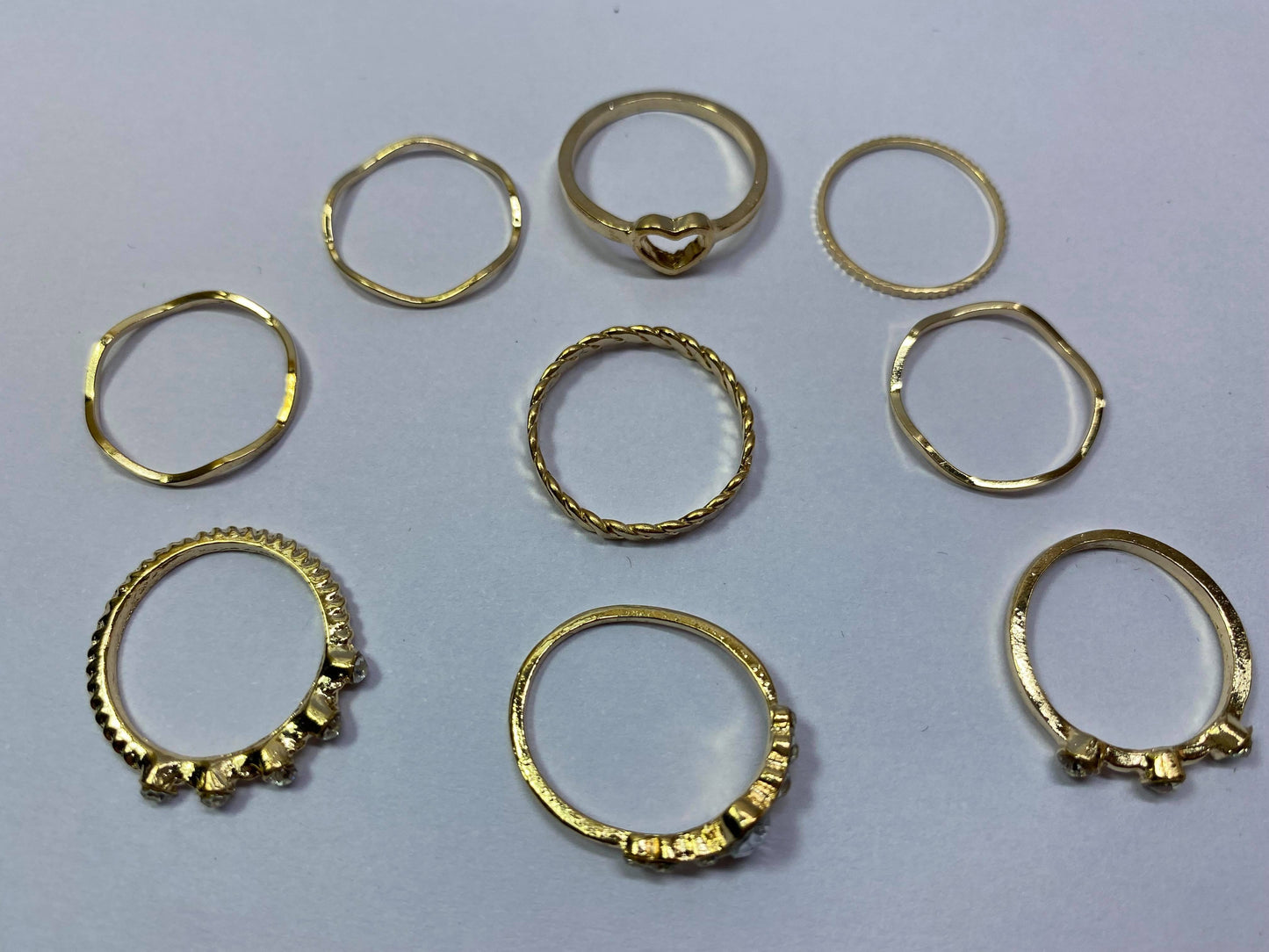Simple Fashion Stacking Knuckle Ring Set. Yellow Gold