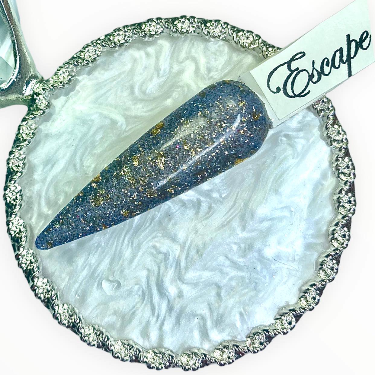 Glitter and foils dip powder