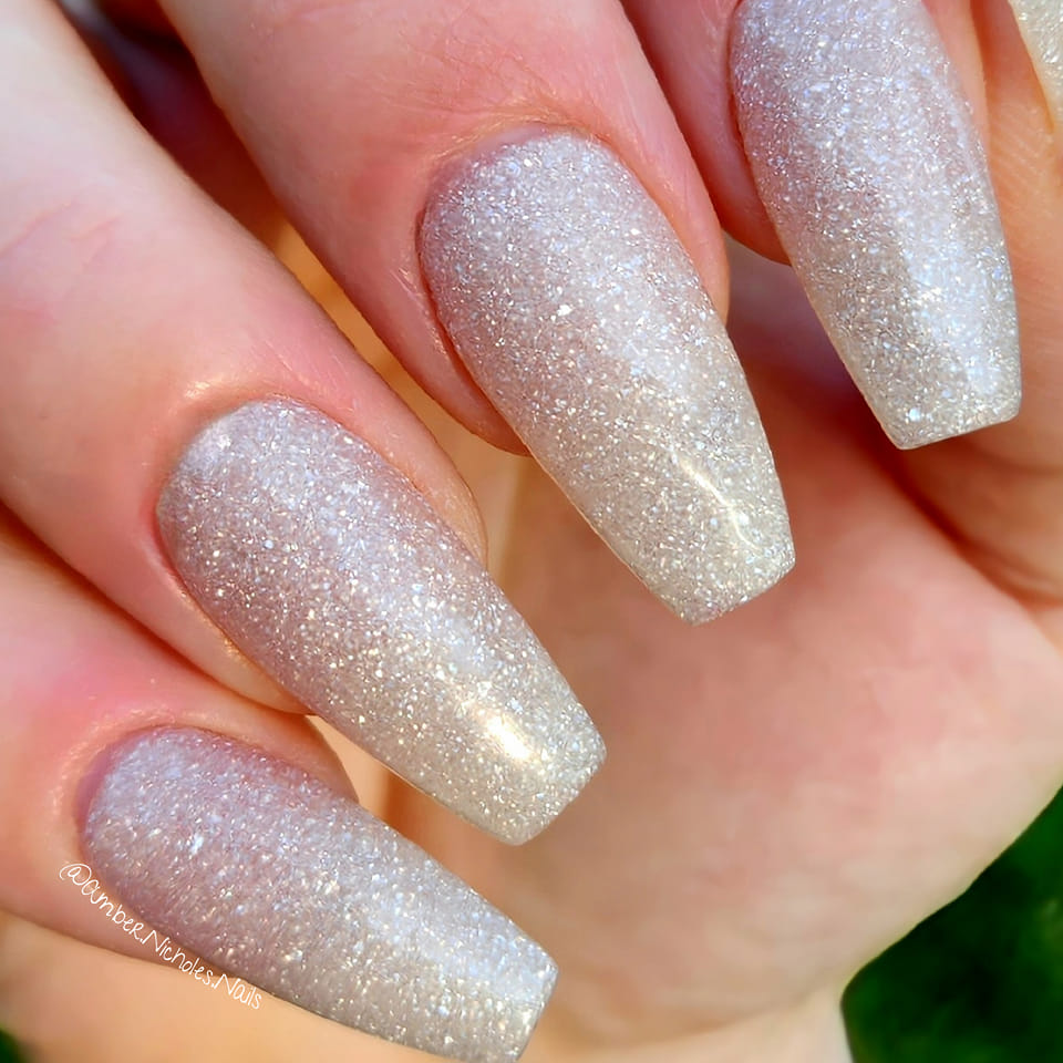 Light Pink Shimmer Dip Powder