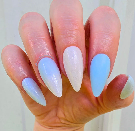 Seafoam Scepter Dip Powder