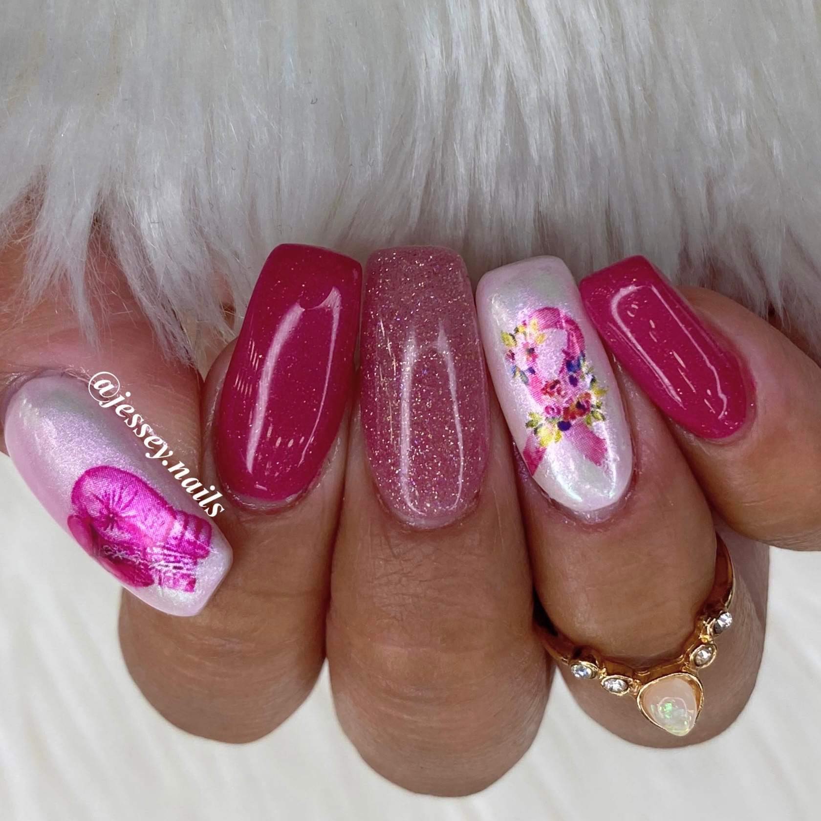 Dip powder manicure