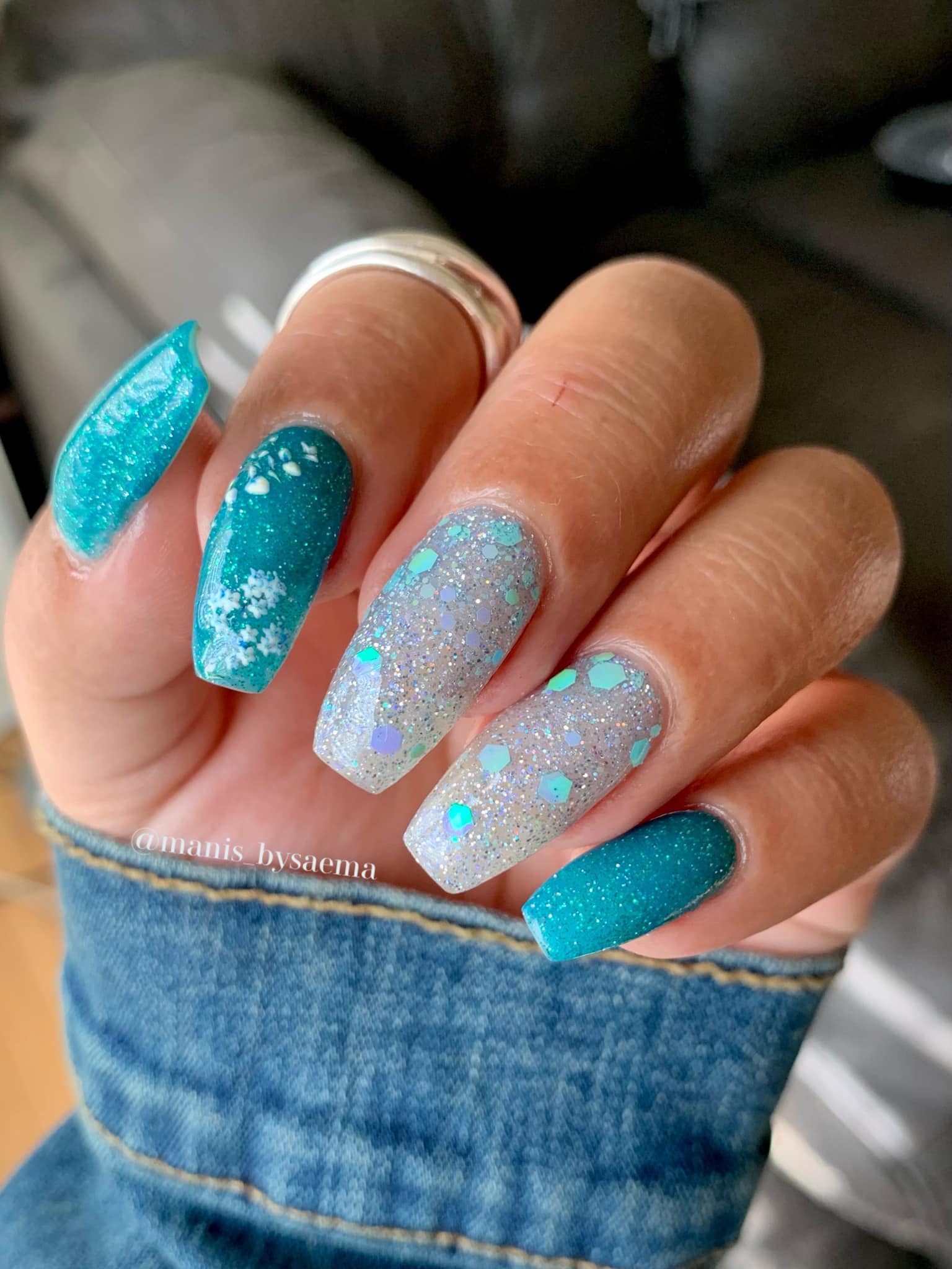 Glitter Teal Dip Powder