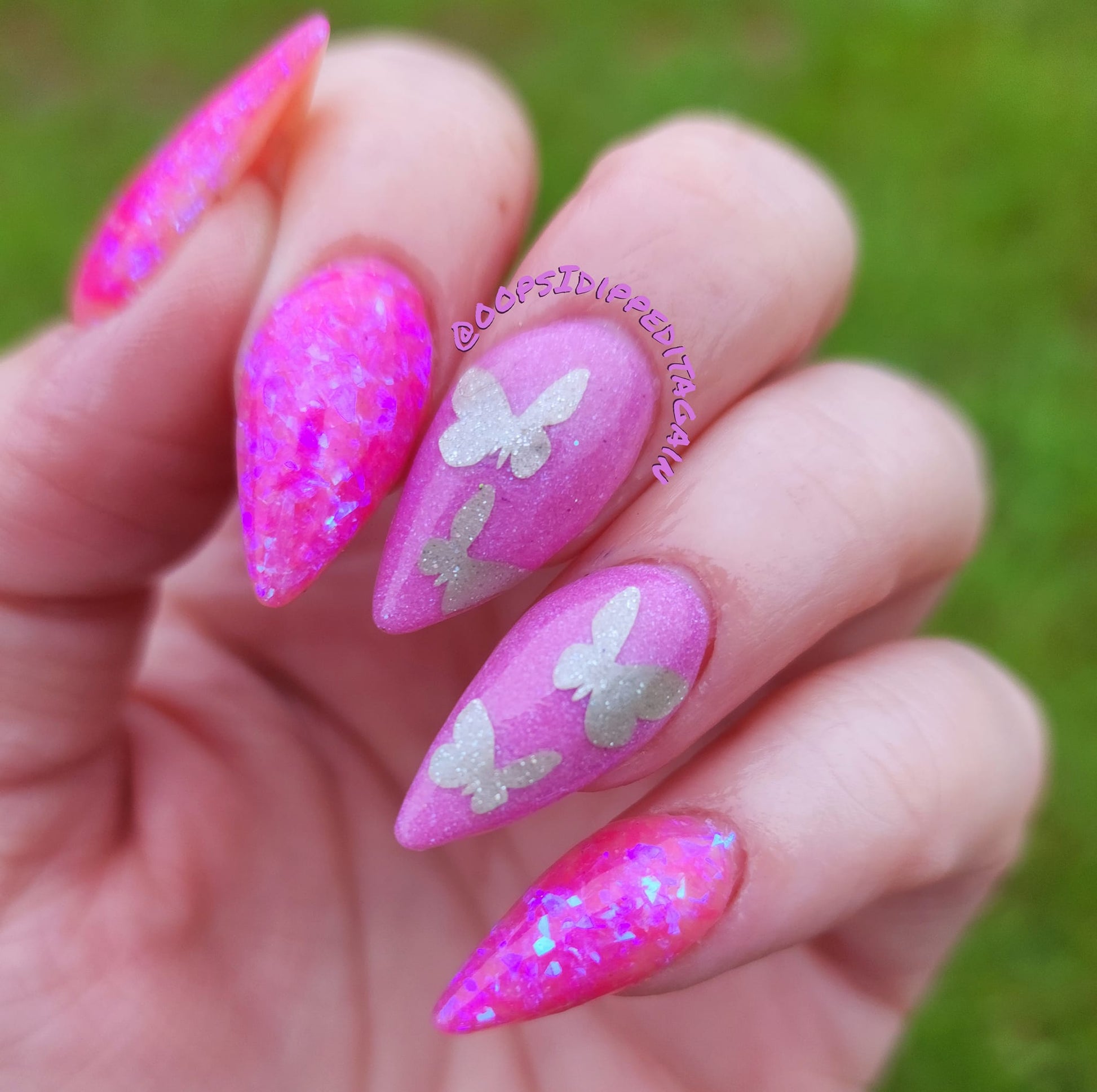 Pink and blue dip powder