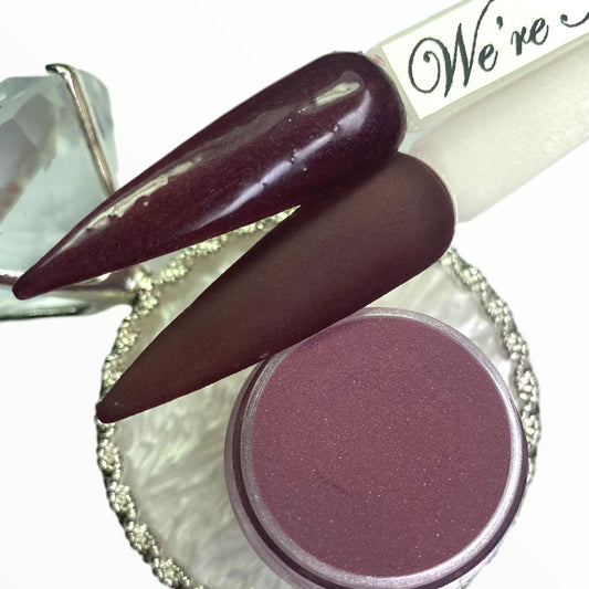 Burgundy dip powder