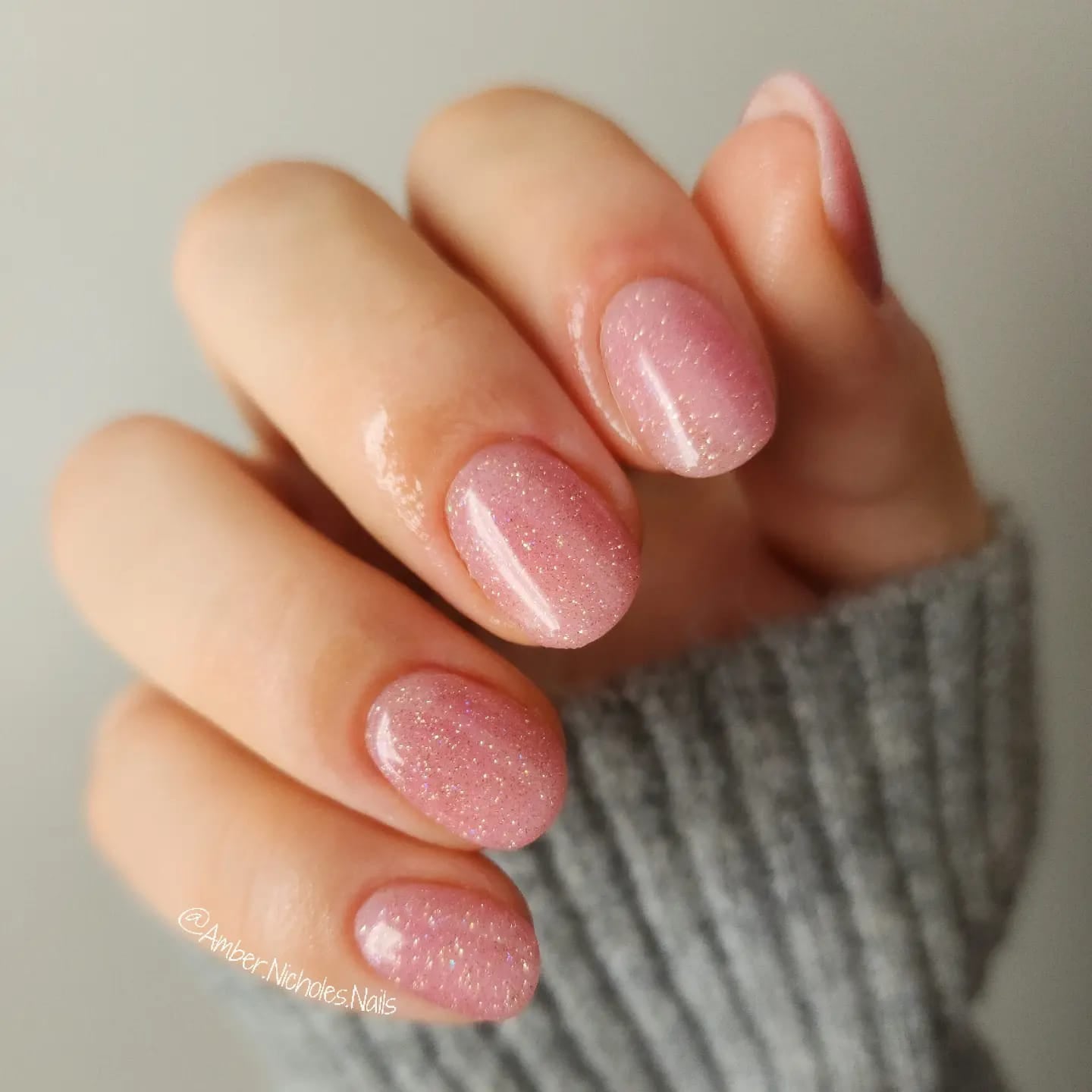 Pink dip powder