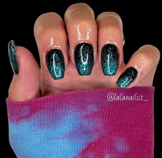 Emerald dip powder glitter